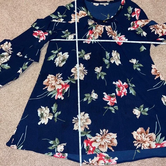 Jodifl Navy Blue Floral Ruffle Sleeve Keyhole Blouse M - Picture 5 of 6